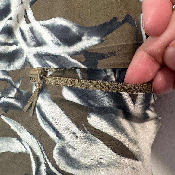 Lululemon Current State Board Short 9" Sz 34 - Picture 8 of 12